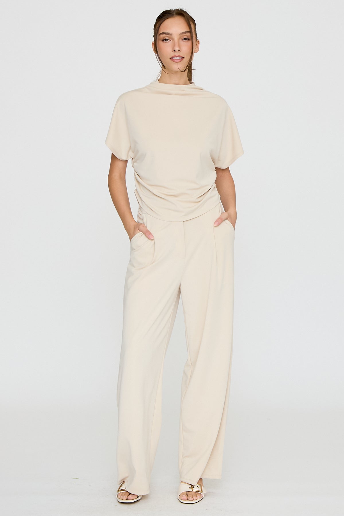 Beige completo due pezzi